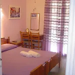 Hotell Nana 2*