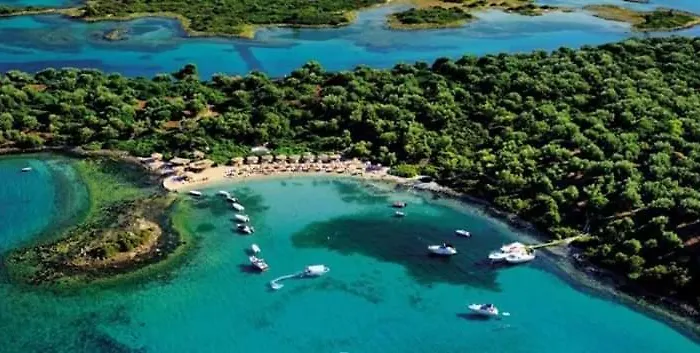 Nana Hotel Kamena Vourla